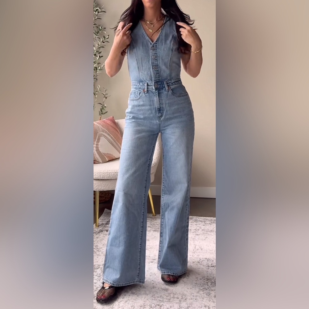LEVI’S DENIM VEST WIDE LEG JUMPSUIT